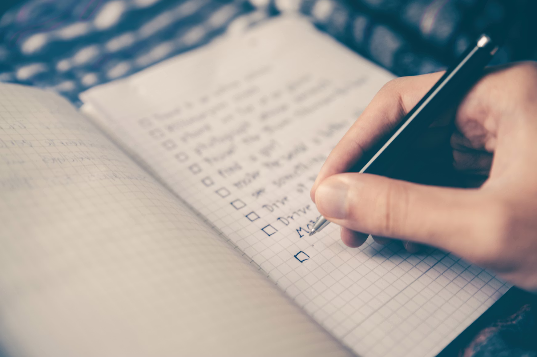Calendar with a weekly money check-in reminder